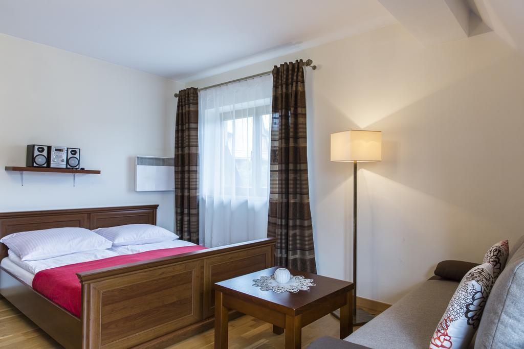 Udanypobyt Apartamenty Snowbird Kościelisko Exteriér fotografie